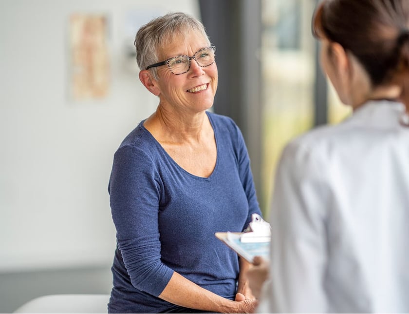 senior_woman_at_health_checkup